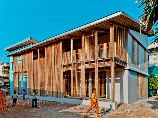 Kouk Khleang Youth Center front facade